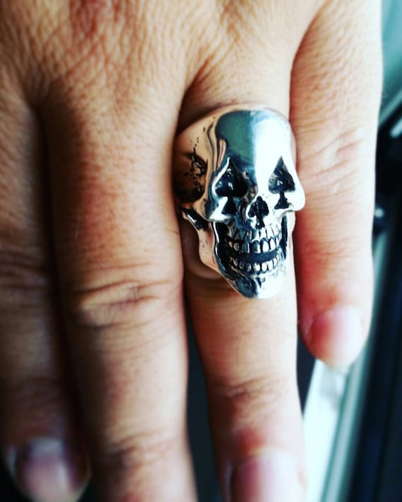 Bague avec pique sale