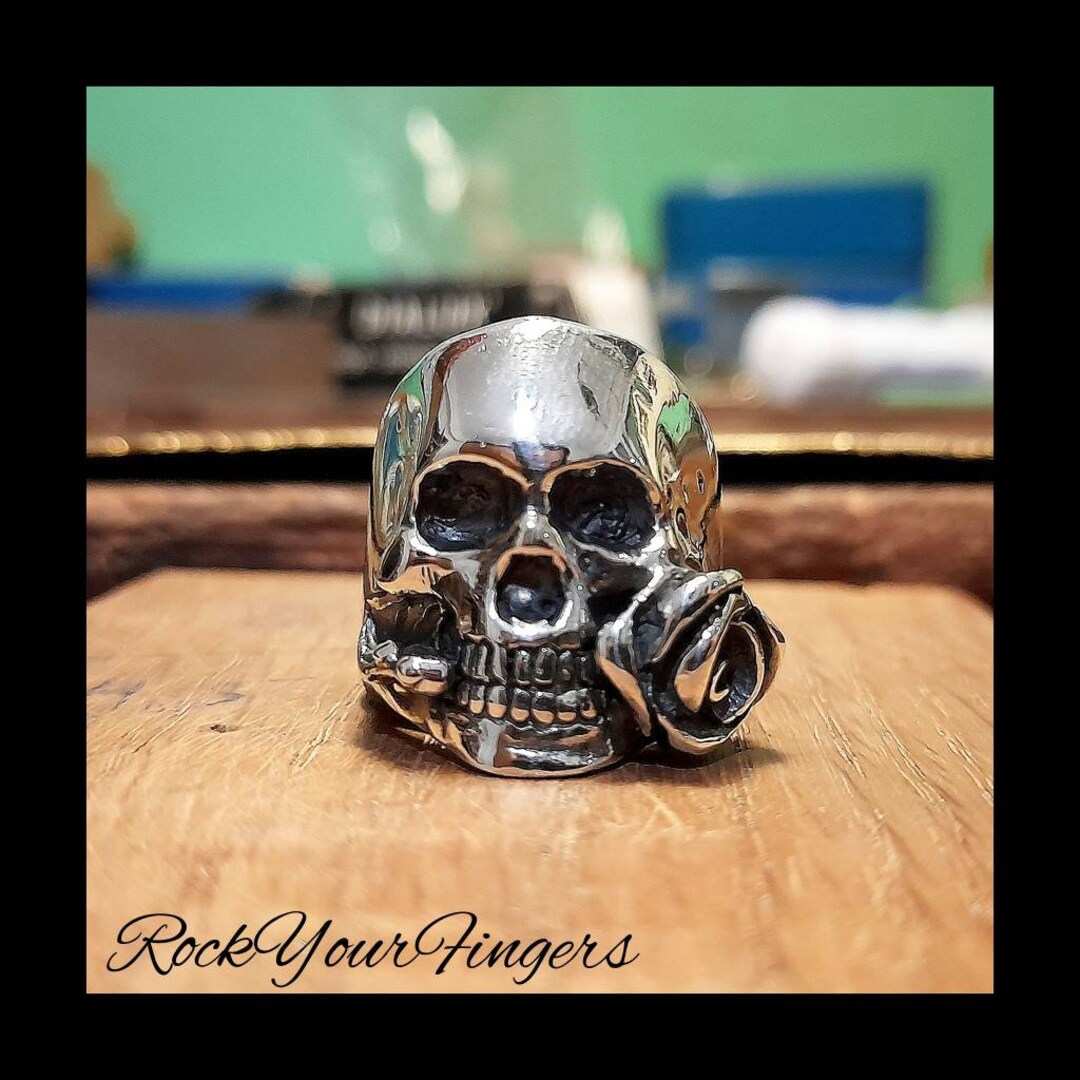 Skull and rose ring discount