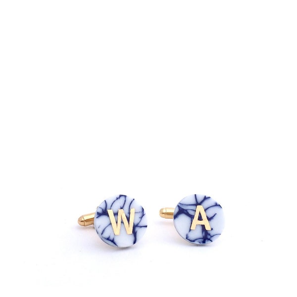 Boutons de manchette en porcelaine avec initiales dorées, cadeau personnalisé pour 18e anniversaire de mariage pour homme, poterie bleu de Delft