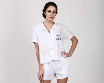 Witte bruidsmeisjespyjama, witte pyjama bruid, leuk cadeau bruid, witte bruidspyjama, pyjama bruidsmeisje, pyjama bruidsfeest