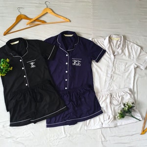 Pijamas de dama de honor, conjunto de camisa corta, camisa de pantalón largo, pijamas de novia, novia preparándose, pijamas de propuesta, bata de dama de honor, conjunto de pijama de dama de honor