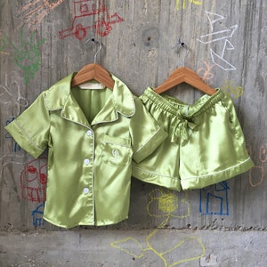 Light Green Flower Girl Pajamas, Girl Pyjamas, New born Outfit, Boy pajamas, Cake smash outfit, First Birthday Gift.