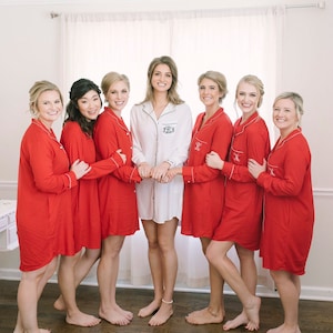 100% Cotton Matching Bridal Pajamas, Bridesmaid Pajamas, Personalized Pajamas, Bridesmaids Pajamas, Maid of Honor shirt, bridesmaid gifts