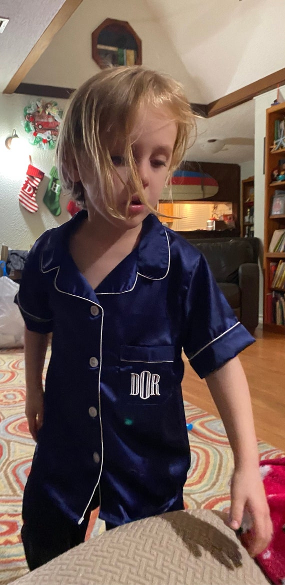 Navy Blue Satin Bridesmaid Pajamas Bridal Pyjamas Shirt and Short Set Flower Girl Pajamas Soft Silky Satin Pajamas. Etsy Canada