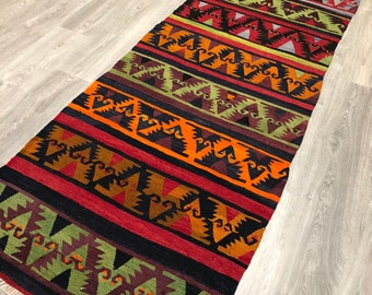 Vintage Turkish Kilim Rug Runner, Handwoven Wool Boho Rug (2'10'' x 9'3'')
