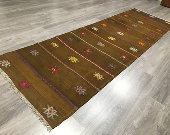 Vintage Camel Wool Kilim Runner: Hand-Woven Turkish Rug (3x10)