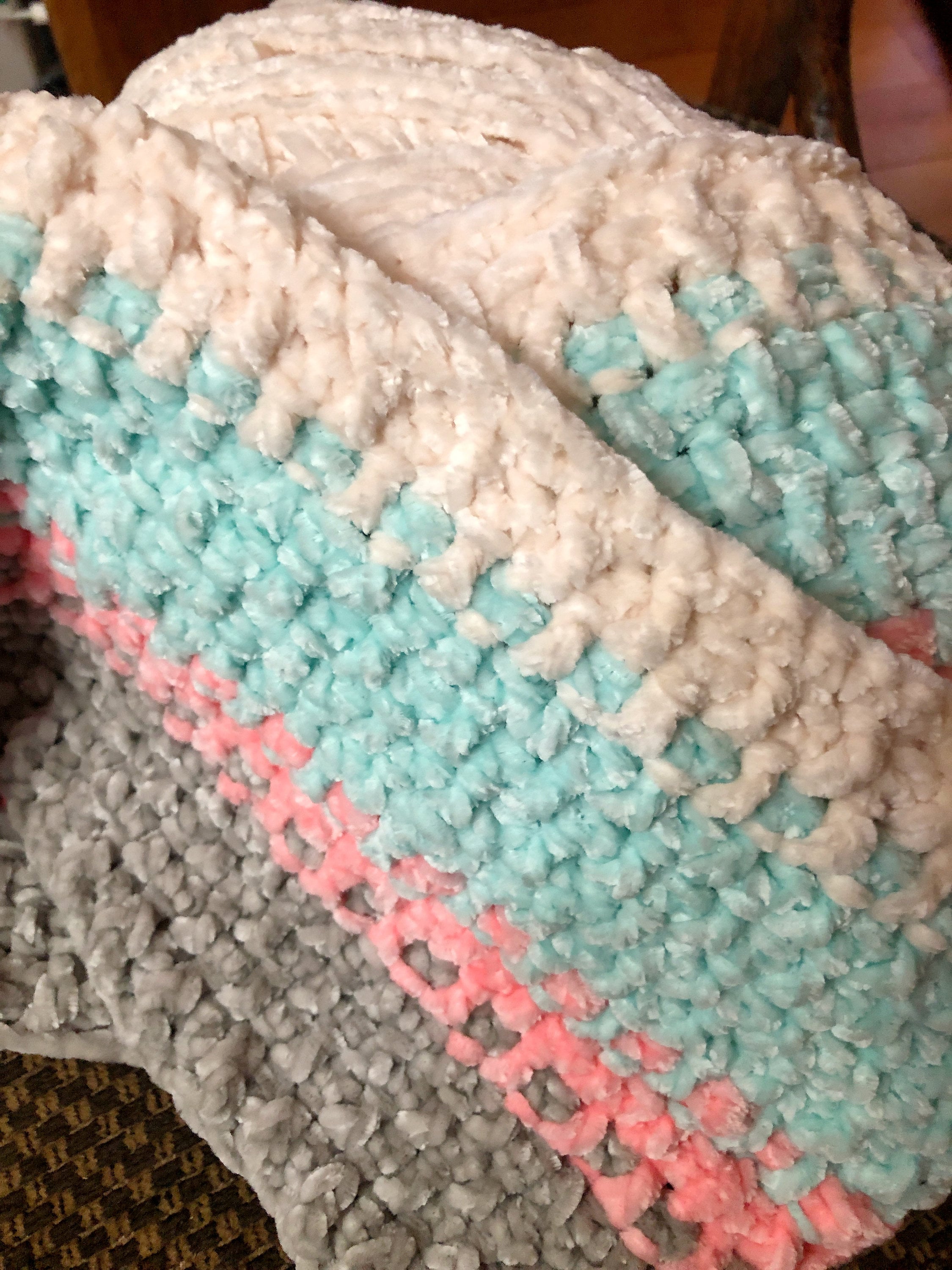 25 Crochet Patterns with Bernat Baby Blanket Yarn - A More Crafty Life