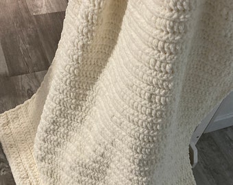 Easy Chunky Crochet Afghan Pattern, Big Yarn Blanket, Beginner Friendly Comfy Chunky Crochet Blanket Pattern, Cream Blanket Pattern