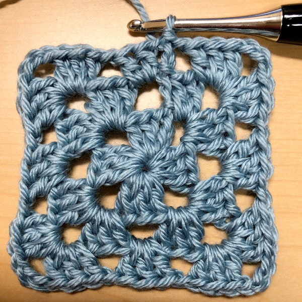 How to Crochet a Granny Square for Beginners, How to Crochet the Classic Granny Square, easy square crochet pattern