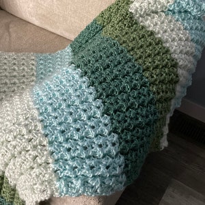 Chunky Crochet Baby Blanket, Hudson Soft and Bulky Baby Blanket Crochet Pattern, Luxurious Crochet Throw Blanket image 6