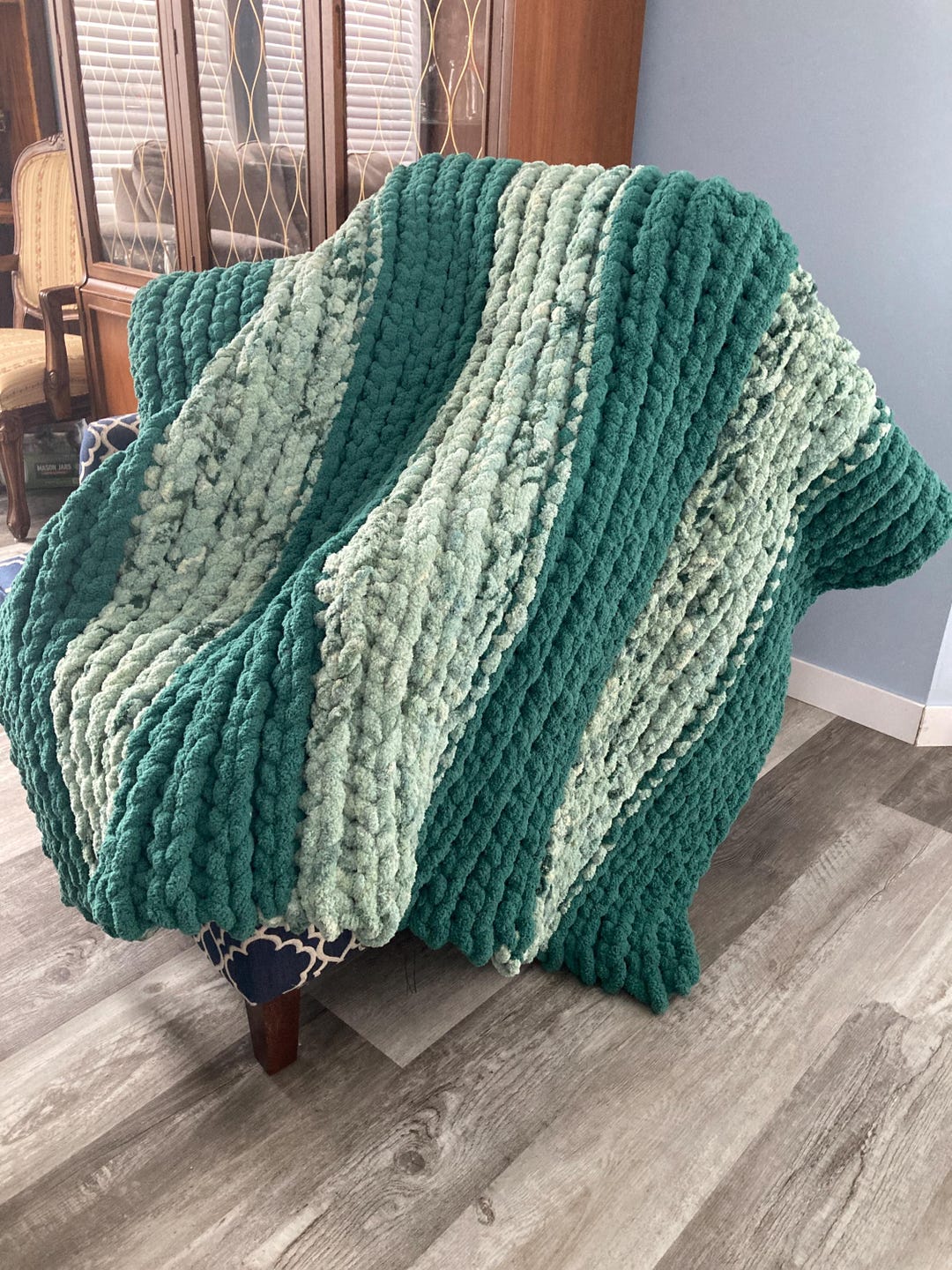 Jumbo Blanket Yarn Pattern, Crochet Pattern & Video, Chunky Log Cabin ...