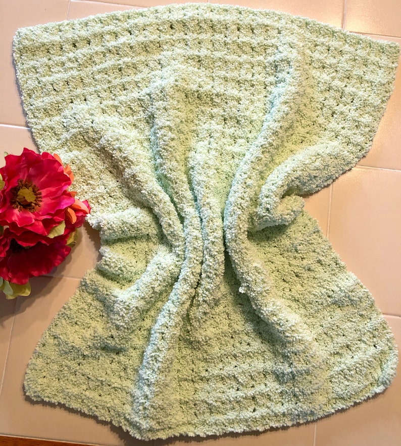 7 Hour Crochet Soft Bassinet Blanket Quick and Easy Baby Blanket Pattern Cozy and Snuggly image 8