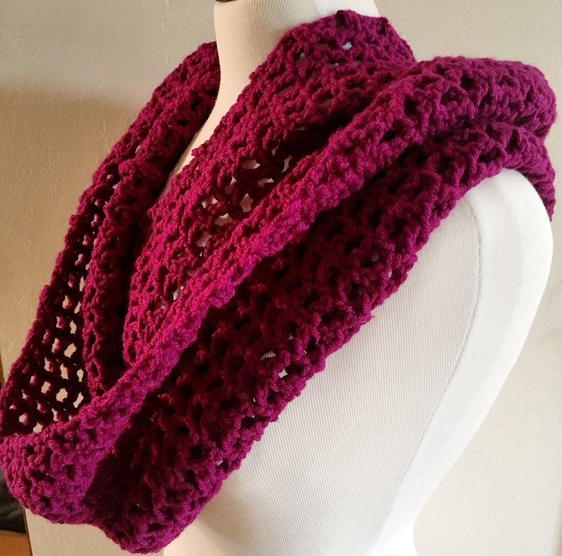 Beginner Chunky Infinity Scarf Crochet Pattern (PDF Pattern) - Etsy