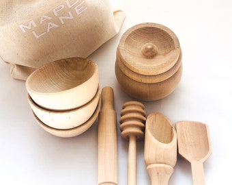 Montessori Wooden Scoops and Bowl Set - 9 pieces