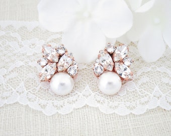 Rose gold cluster earrings Rhinestone bridal earrings Pearl wedding earrings Vintage style Crystal jewelry for brides Mother of Bride