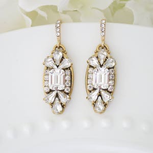 Art Deco earrings Gold bridal earrings Emerald cut Crystal dangle earrings Rhinestone teardrop earrings Wedding jewelry Earrings for bride
