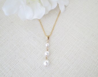 Pearl drop bridal necklace Simple pearl wedding necklace Graduated pearl necklace Gold bridal jewelry Pearl wedding jewelry for brides