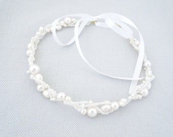 Boho headband Pearl headband Bridal hairpiece Pearl headpiece Wedding hair accessory Wired pearl hair vine Unique pearl cluster headband