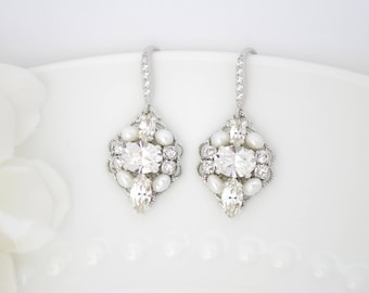Vintage Bridal Earrings: Freshwater Pearl & Crystal Dangle, Antique Silver