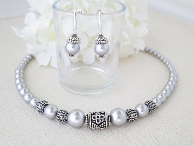 Grey pearl necklace set Pewter jewelry set Graduated pearl necklace and earrings Business casual jewelry for women Unique gift for her image 1