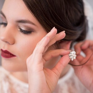 Vintage style Pearl cluster earrings Crystal bridal earrings Simple marquise star earrings Rhinestone earrings Wedding jewelry for Brides Bild 2