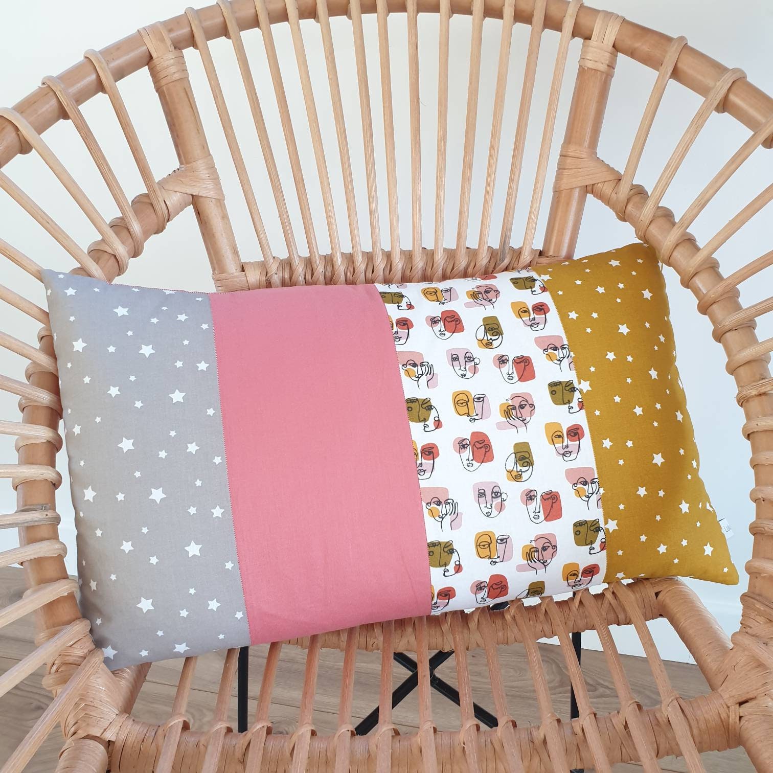 Coussin Personnalisable avec Prénom Motifs Visages