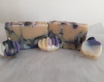 Soap Pumpkins - Halloween Soap - Handmade Soap - Coconut Oil Soap - Pumpkin Pie