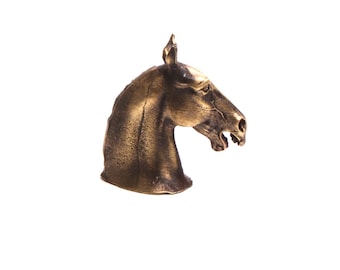 Head horse decoration collection animals miniature figurine creation workshop By Mode France.
