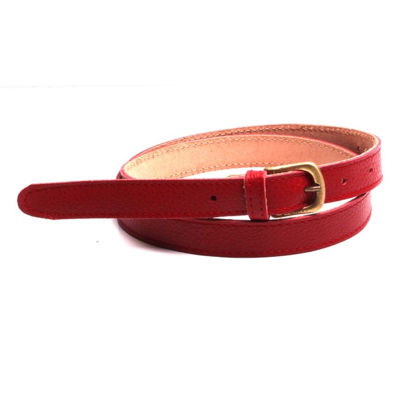 Ceinture rouge Cuir Souple grande taille personnalisé Fabrication Artisanale Made in France.