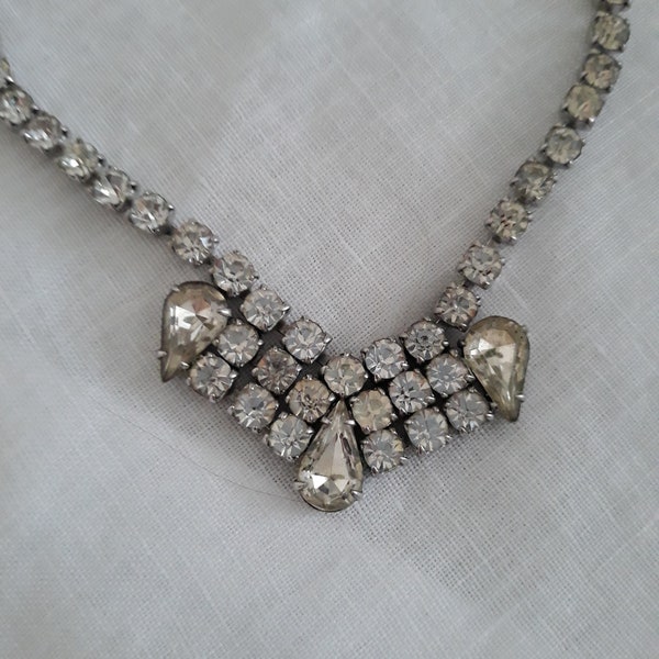 Vintage  Garne Clear Rhinestone Necklace