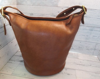 Vintage Coach British Tan Leather Large Duffle Sac Shoulder Bag - Glue-In Registration - Circa Mid- 1970's - Excellent Vintage Condition