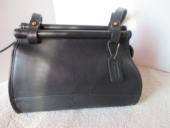 バッグ COACH Vintage Leather Black Shoulder Bag vintage coach black leather shoulder bag