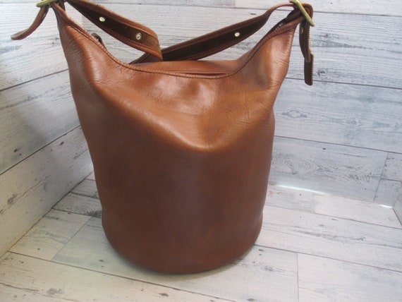 Vintage Coach British Tan Leather Large Duffle Sa… - image 2