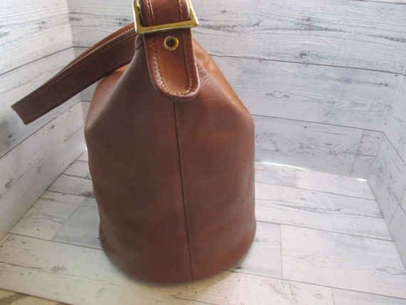 Vintage Coach British Tan Leather Large Duffle Sa… - image 3