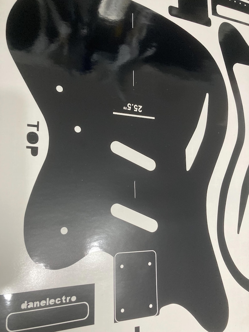 Plantilla de enrutamiento para guitarra Surfcaster de 1994, pegatina de vinilo estilo Charvel imagen 7