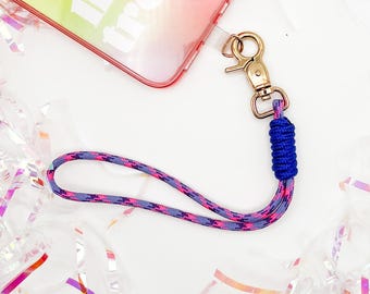 Wrist Stap in BLUE WILDFLOWER | Paracord Phone Bracelet | Handsfree Keychain | Wristlet Lanyard