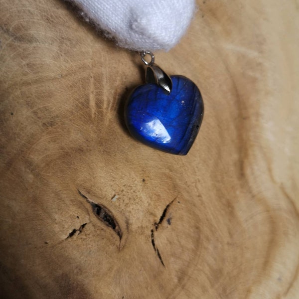 Pendentif cœur en Labradorite double face bleu