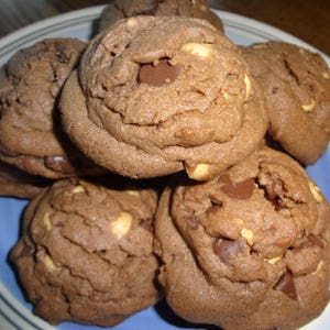 Homemade Chocolaty Peanut Butter Cup Cookies (4 Dozen)