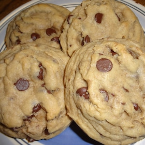 Thick, Soft, Chewy and Chocolaty Homemade Chocolate Chip Cookies (2 Dozen)