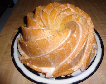 Light and Airy Homemade Champagne Pound Cake (10")