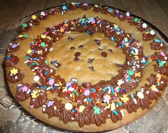 Party Time Homemade Frosted Chocolate Chip Cookie Cake (9" Cake)