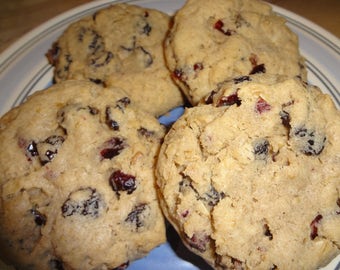 Delicious Homemade Oatmeal Raisin Cranberry Cookies (18 Cookies)