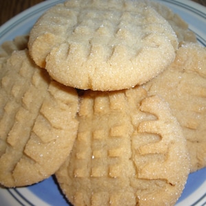 Classic Homemade Peanut Butter Cookies (3 Dozen)