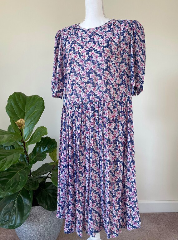Loralie Dress in Navy Lace Cotton