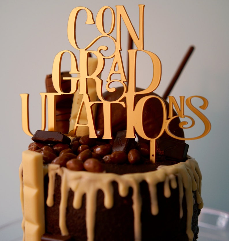 ConGRADulations Graduation Cake Topper image 3
