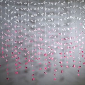 Paper Flower Garland: Pink Ombre