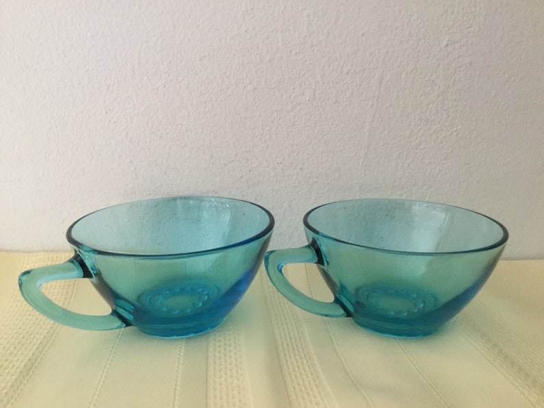 SALE***AQUA BLUE Glass Tea Cups Set of 2 With Raised Dot Bottom Pattern Aqua Cups