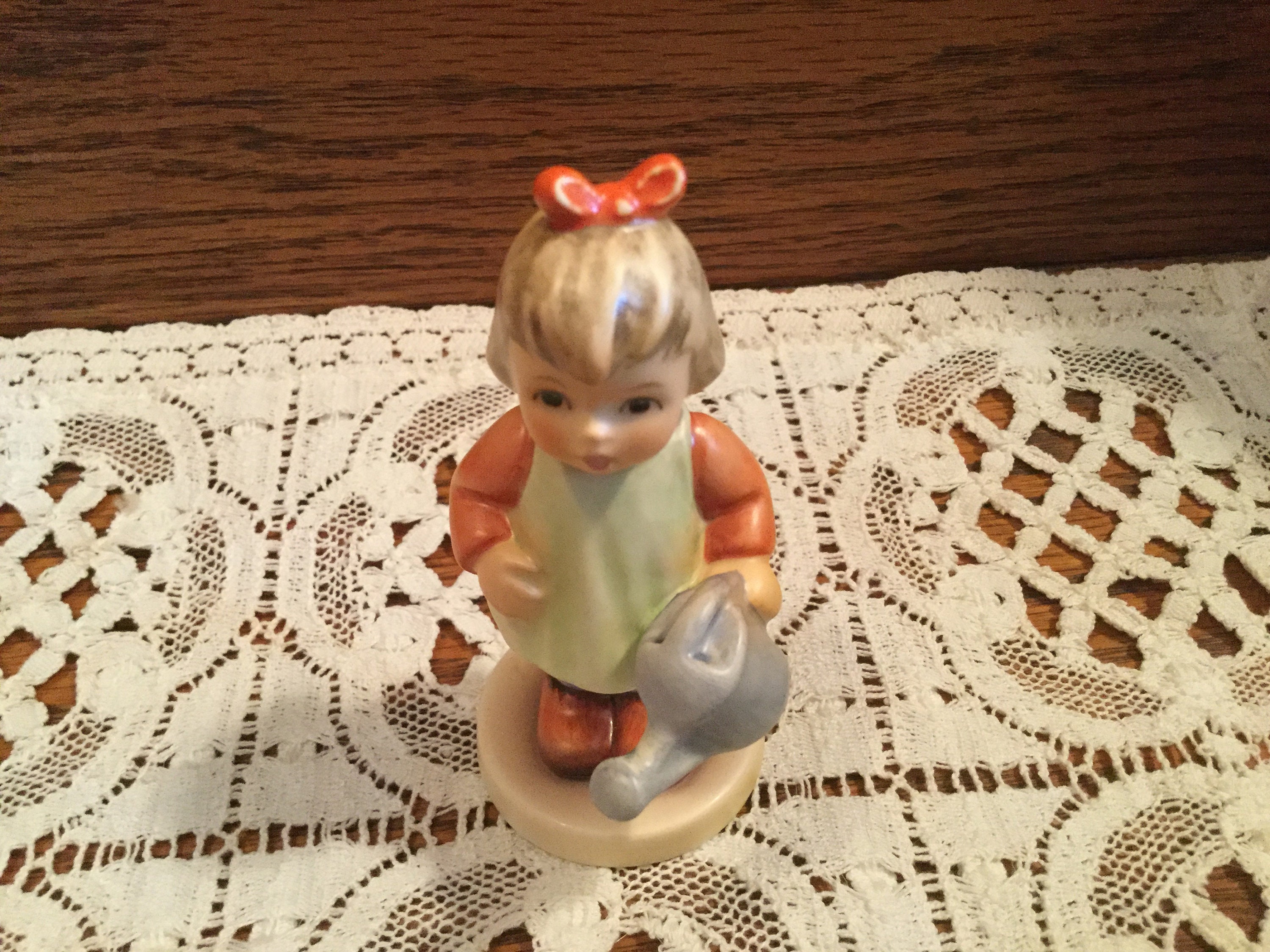 Vintage HUMMEL Girl Figurine Little Girl With Watering Can Etsy
