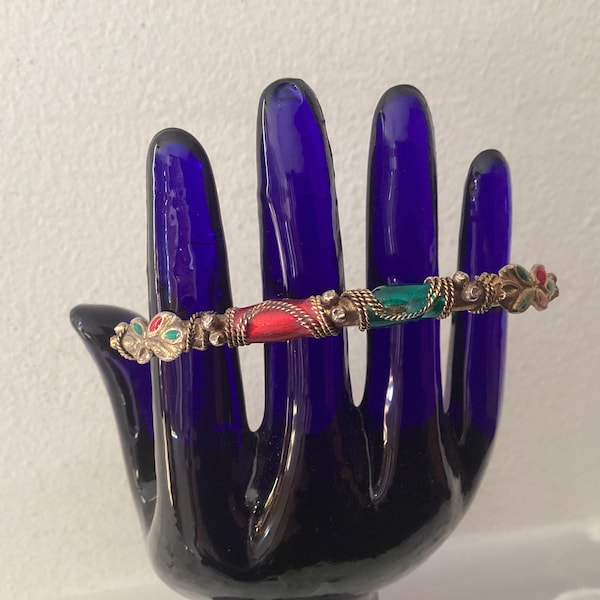 Vintage BOLLYWOOD BANGLE Bracelet   Enamel and Intricate Goldtone Detailing