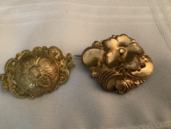 Sale***set of Vintage VICTORIAN BROOCHES Bronze With Old C